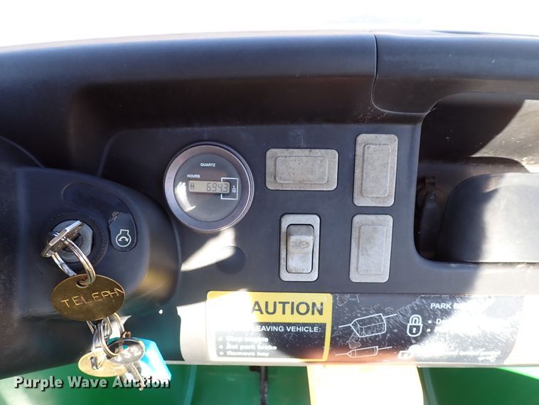 image for item IN9585 John Deere Gator CX  utility vehicle