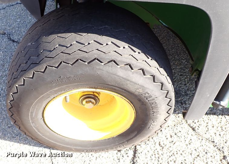 image for item IN9585 John Deere Gator CX  utility vehicle