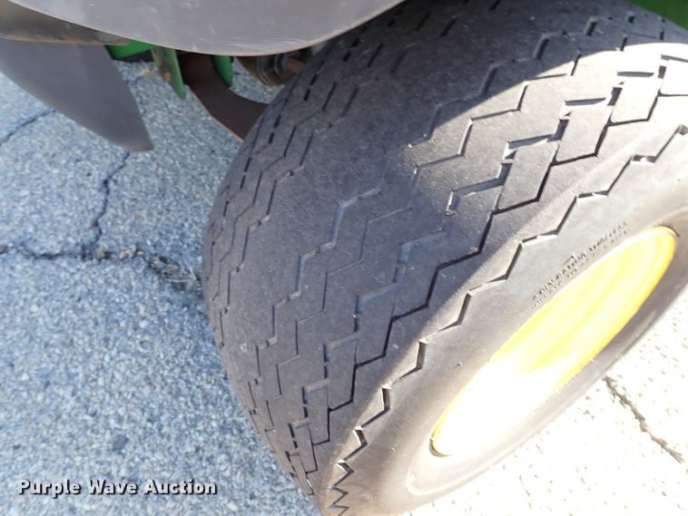 image for item IN9585 John Deere Gator CX  utility vehicle