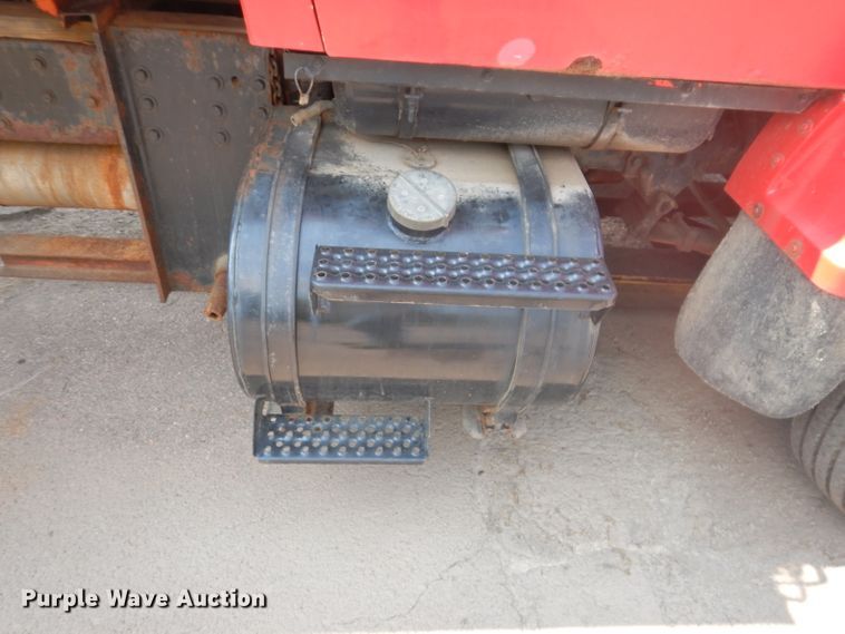 image for item IN9876 1985 Ford 8000  spreader truck