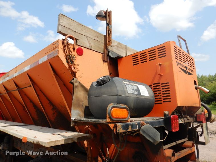 image for item IN9876 1985 Ford 8000  spreader truck