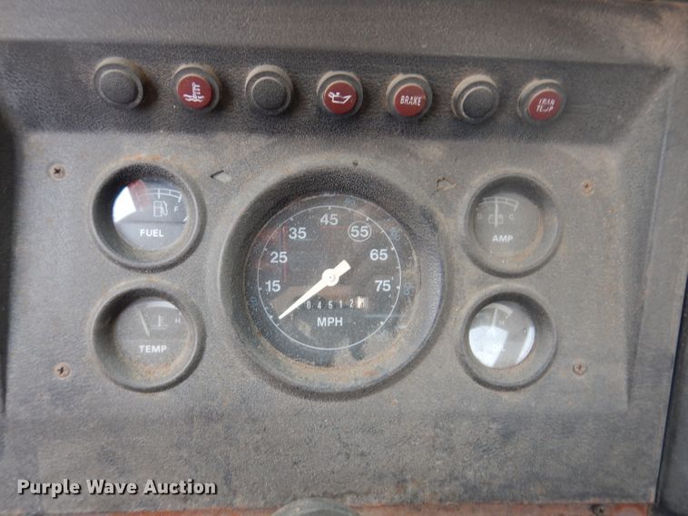 image for item IN9876 1985 Ford 8000  spreader truck