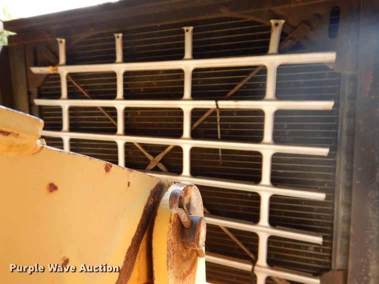 image for item IN9876 1985 Ford 8000  spreader truck