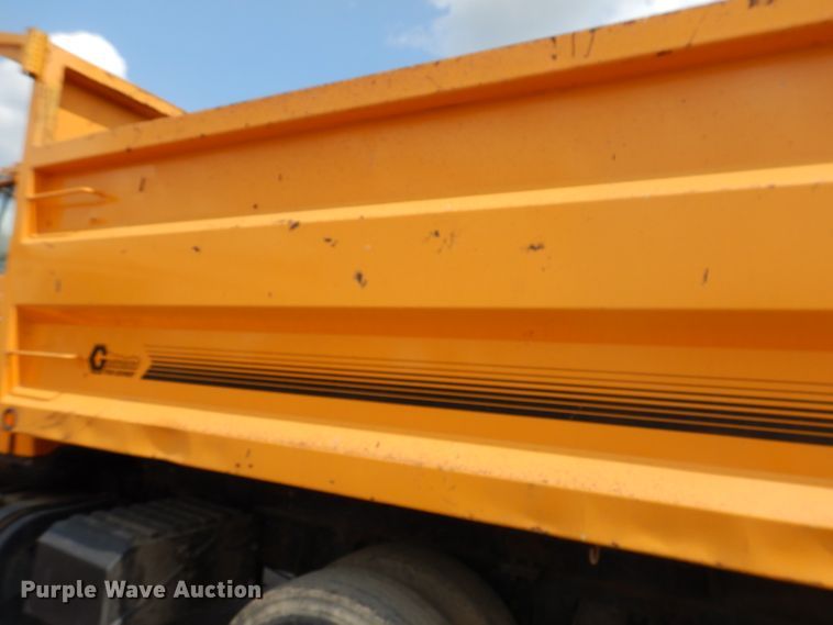 image for item IN9877 1984 Ford LN8000  dump truck