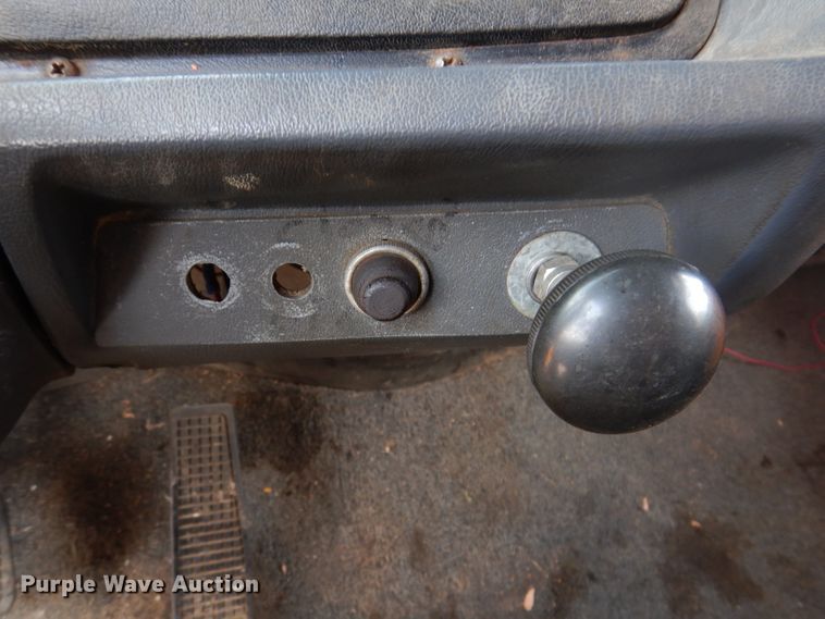 image for item IN9877 1984 Ford LN8000  dump truck