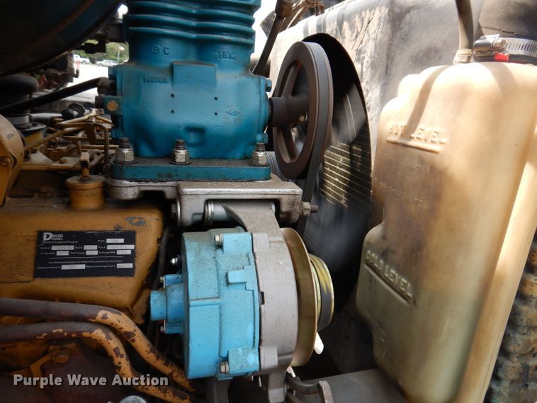 image for item IN9877 1984 Ford LN8000  dump truck