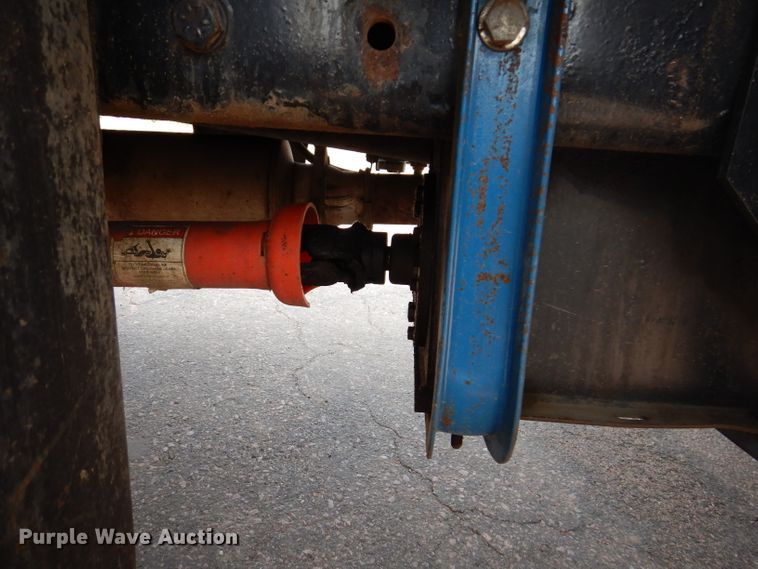 image for item IN9877 1984 Ford LN8000  dump truck