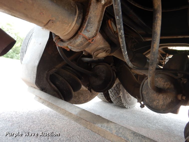 image for item IN9877 1984 Ford LN8000  dump truck