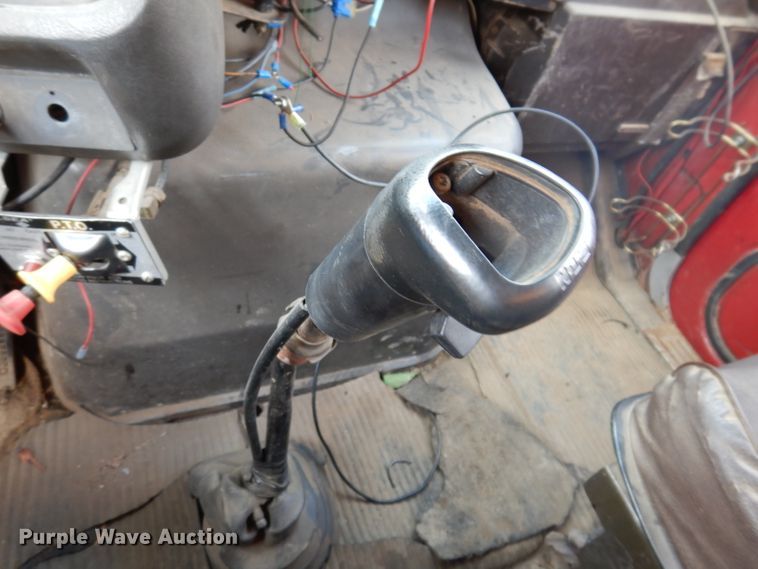 image for item IN9878 1986 Ford LN8000  dump truck