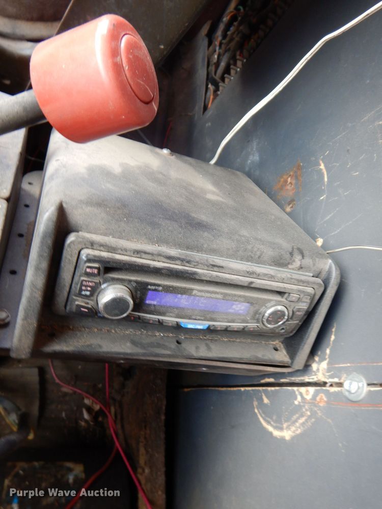 image for item IN9878 1986 Ford LN8000  dump truck