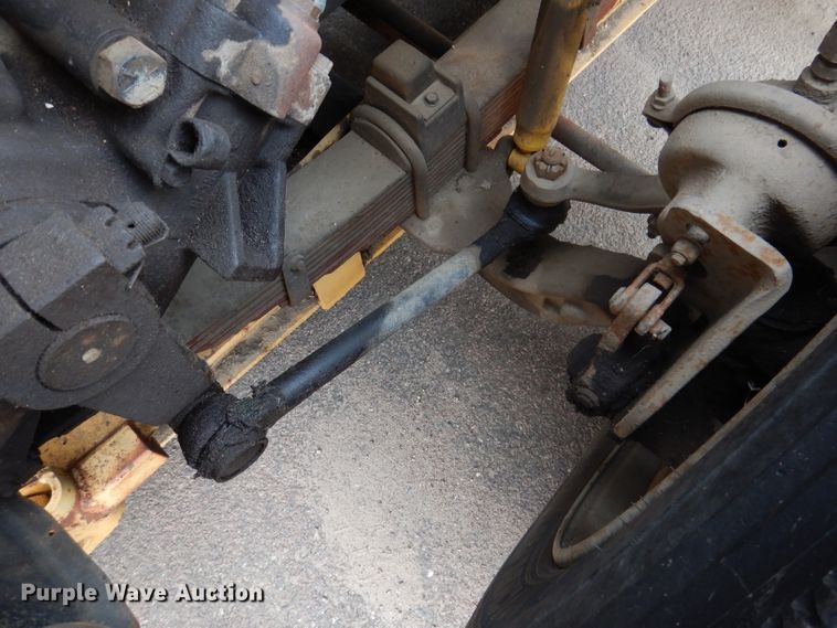 image for item IN9878 1986 Ford LN8000  dump truck