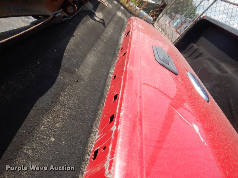 image for item IN9879 2003 Ford F250  pickup truck bed