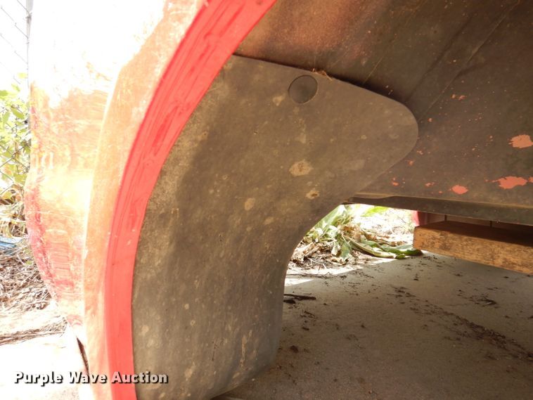 image for item IN9879 2003 Ford F250  pickup truck bed