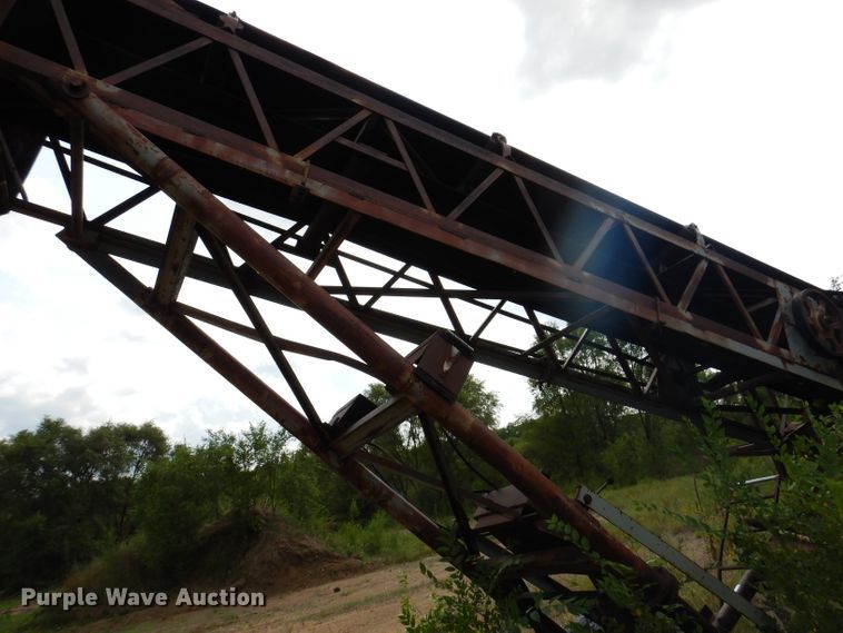 image for item IN9881 1964 Peerless Screener 2177  screening plant