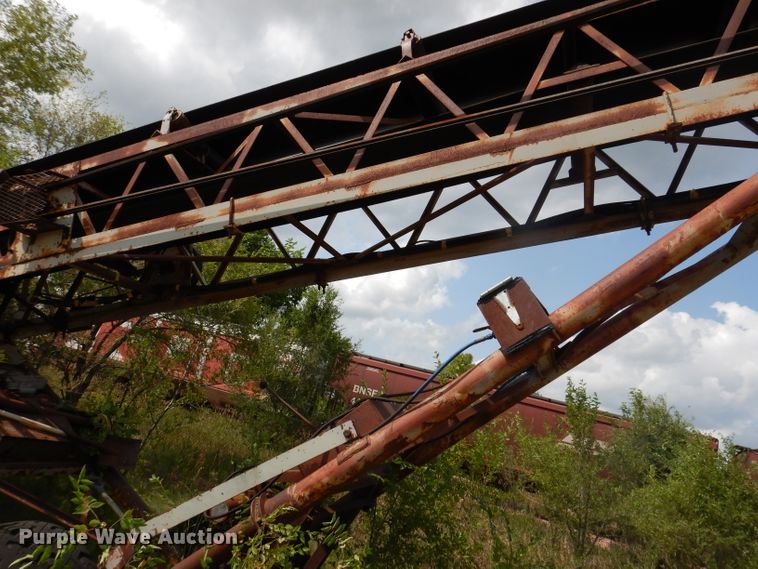 image for item IN9881 1964 Peerless Screener 2177  screening plant