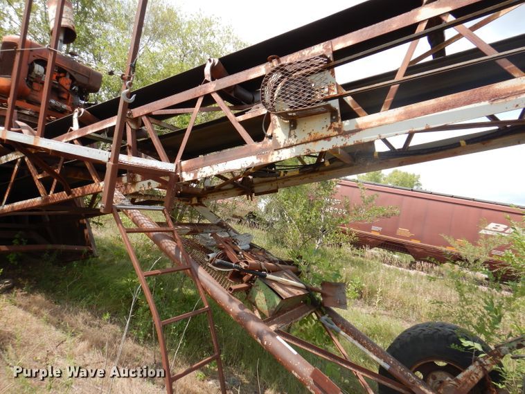 image for item IN9881 1964 Peerless Screener 2177  screening plant