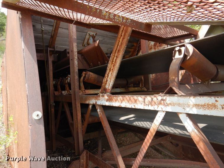 image for item IN9881 1964 Peerless Screener 2177  screening plant