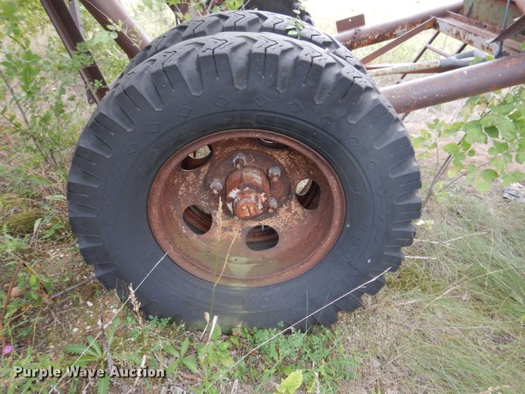 image for item IN9881 1964 Peerless Screener 2177  screening plant