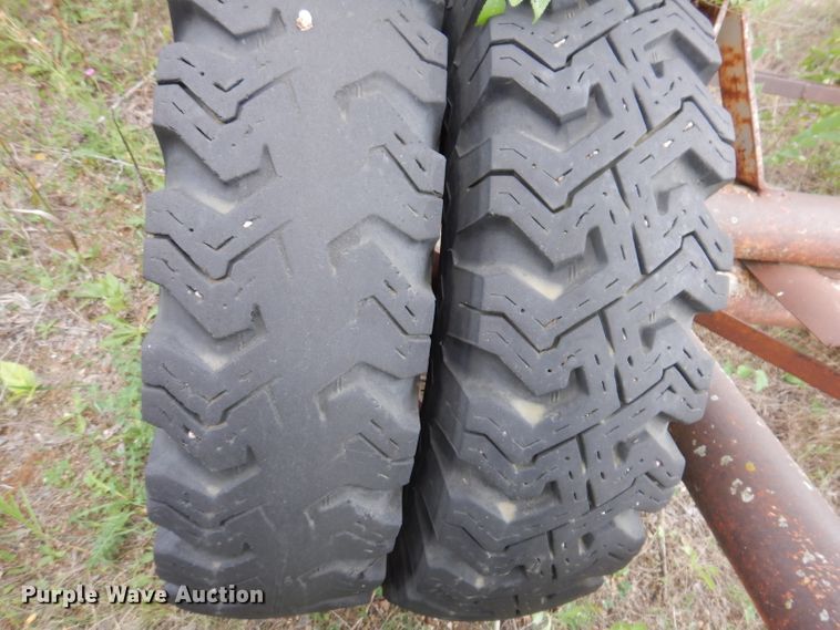 image for item IN9881 1964 Peerless Screener 2177  screening plant