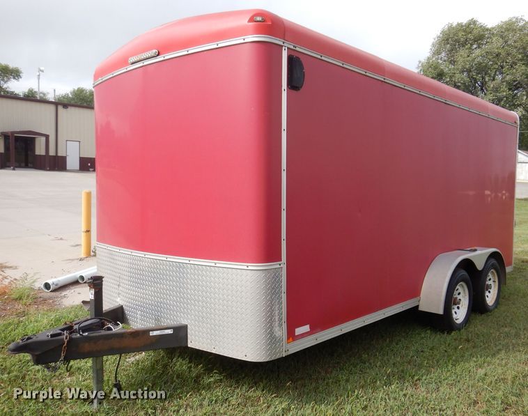 image for item IN9886 2004 H & H  enclosed cargo trailer