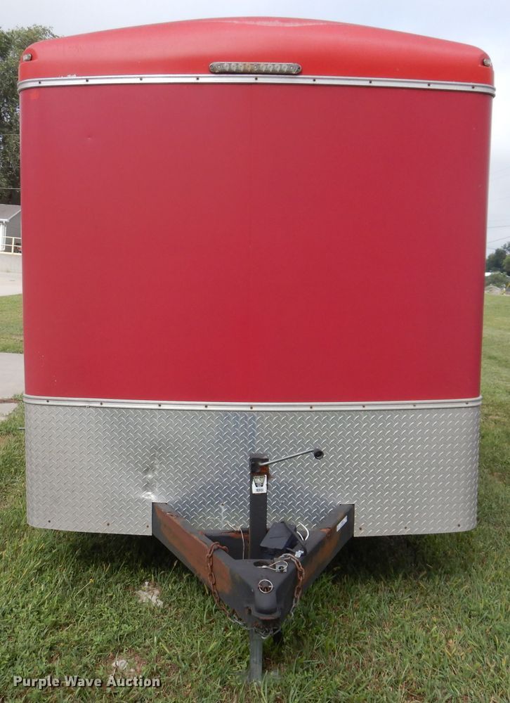 image for item IN9886 2004 H & H  enclosed cargo trailer