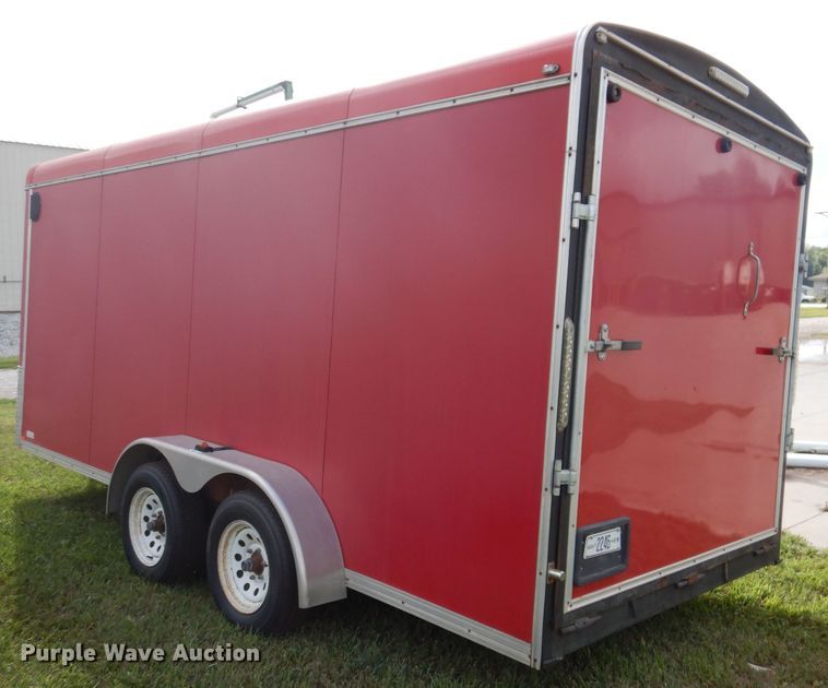 image for item IN9886 2004 H & H  enclosed cargo trailer