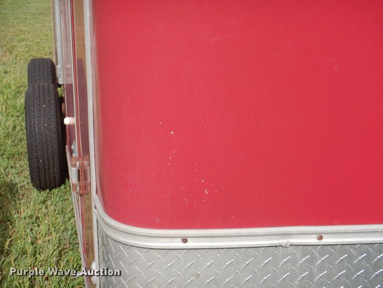 image for item IN9886 2004 H & H  enclosed cargo trailer