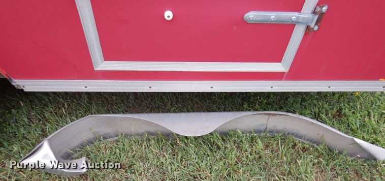 image for item IN9886 2004 H & H  enclosed cargo trailer