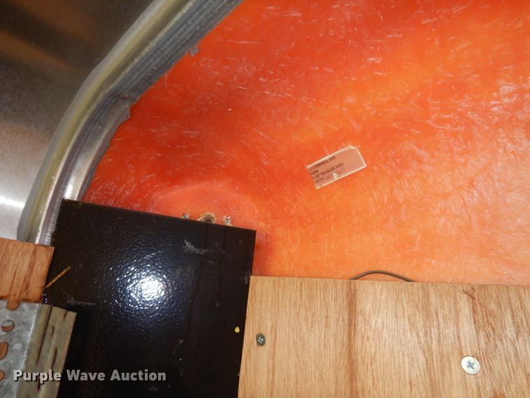 image for item IN9886 2004 H & H  enclosed cargo trailer