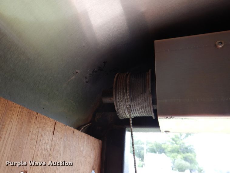 image for item IN9886 2004 H & H  enclosed cargo trailer