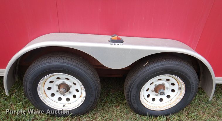 image for item IN9886 2004 H & H  enclosed cargo trailer