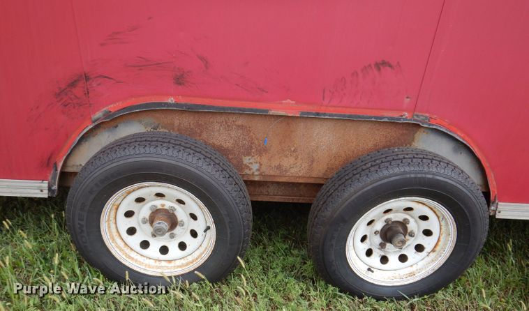 image for item IN9886 2004 H & H  enclosed cargo trailer