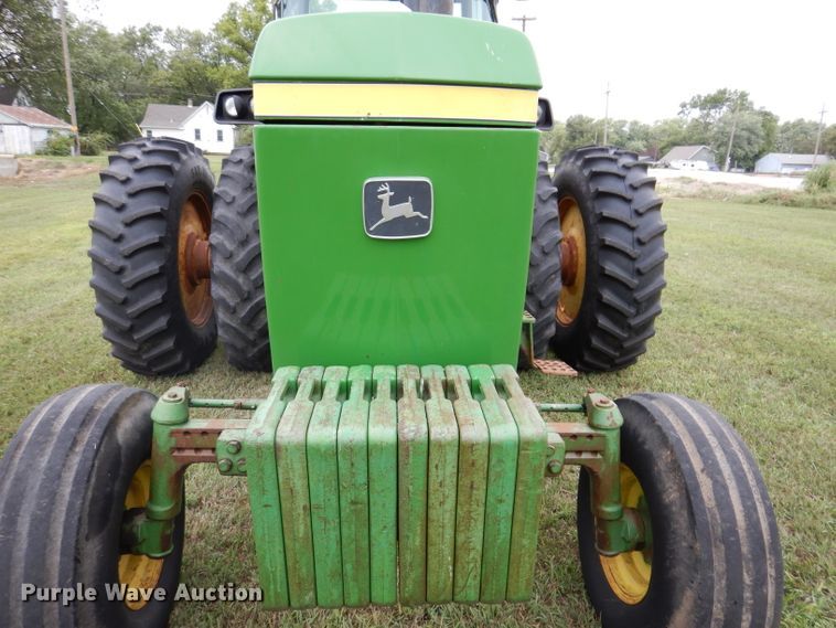 image for item IN9887 1976 John Deere 4630  tractor