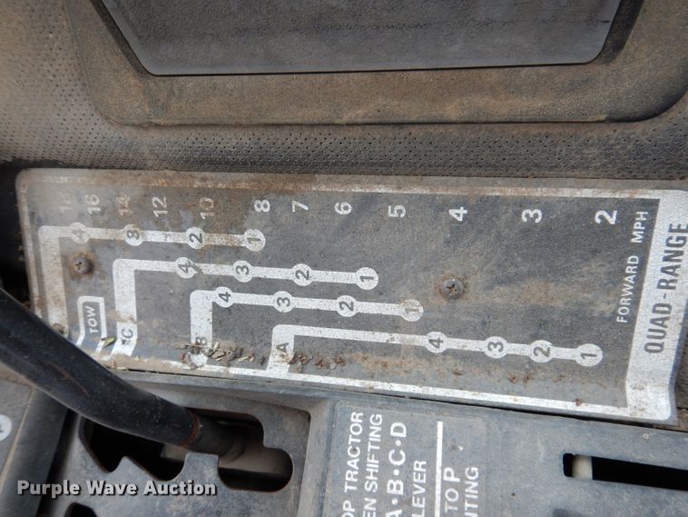 image for item IN9887 1976 John Deere 4630  tractor