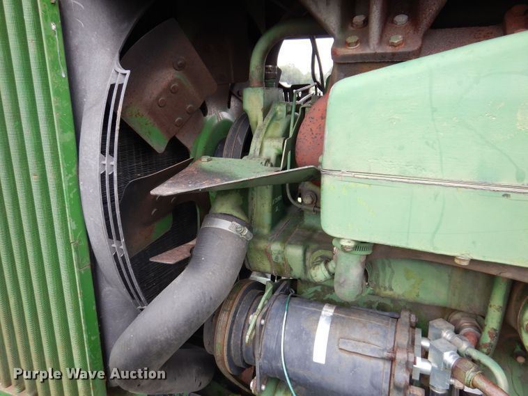 image for item IN9887 1976 John Deere 4630  tractor