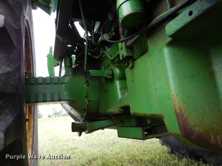 image for item IN9887 1976 John Deere 4630  tractor