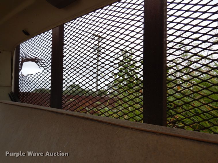 image for item IN9888 1985 Ford F700  dump flatbed truck