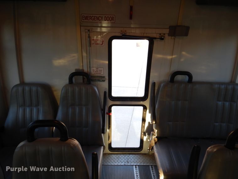 image for item IN9906 2010 Ford E450  shuttle bus