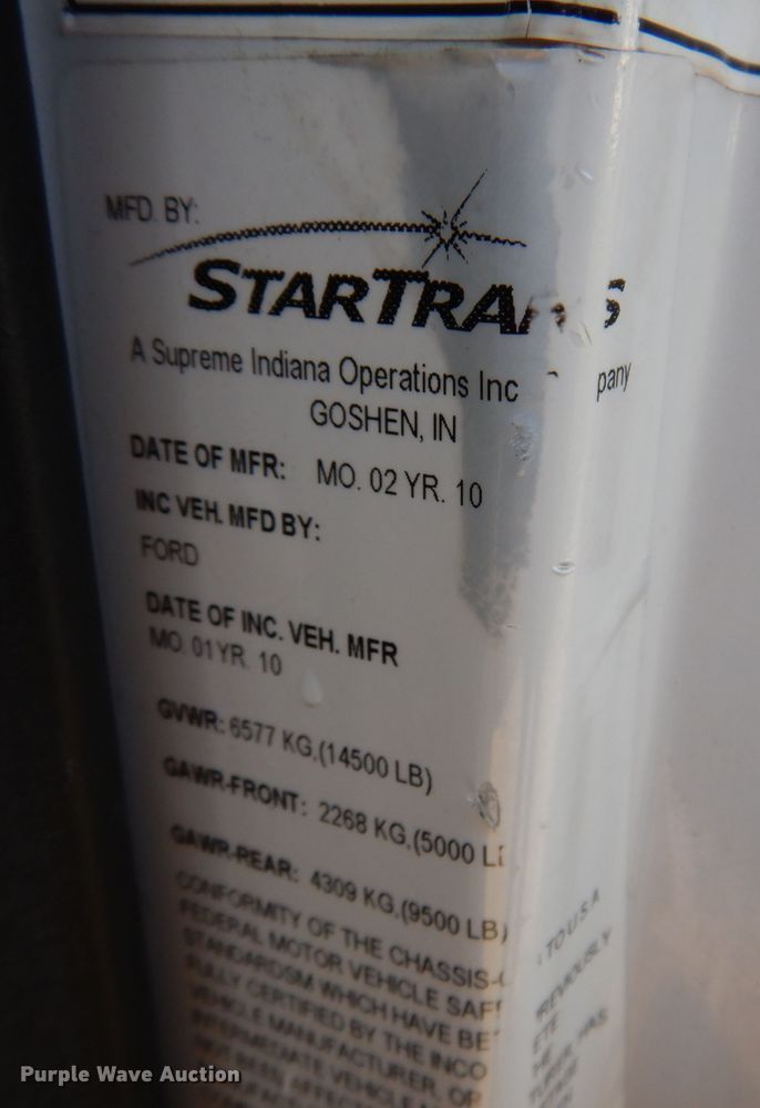 image for item IN9907 2010 Ford E450  shuttle bus