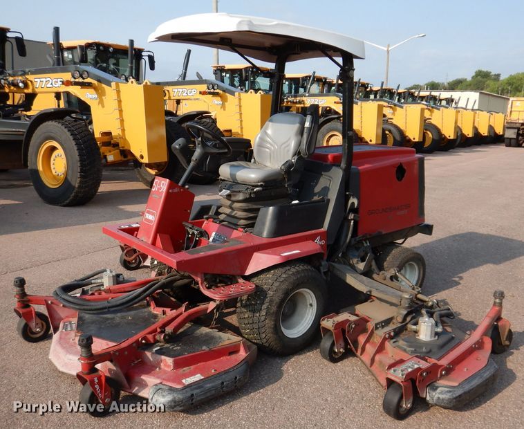 image for item IN9916 2013 Toro Groundsmaster 4000D  ZTR lawn mower