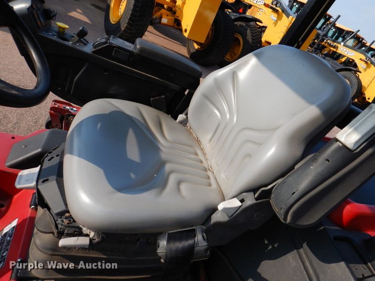 image for item IN9916 2013 Toro Groundsmaster 4000D  ZTR lawn mower