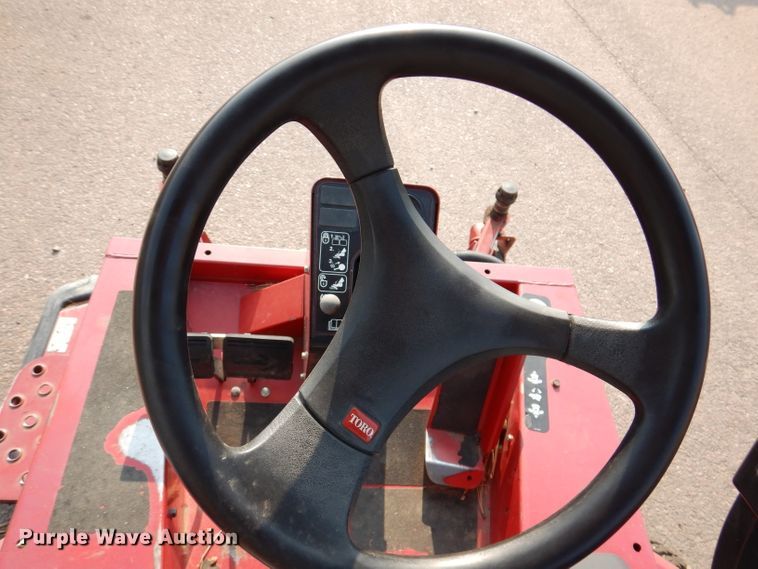 image for item IN9916 2013 Toro Groundsmaster 4000D  ZTR lawn mower