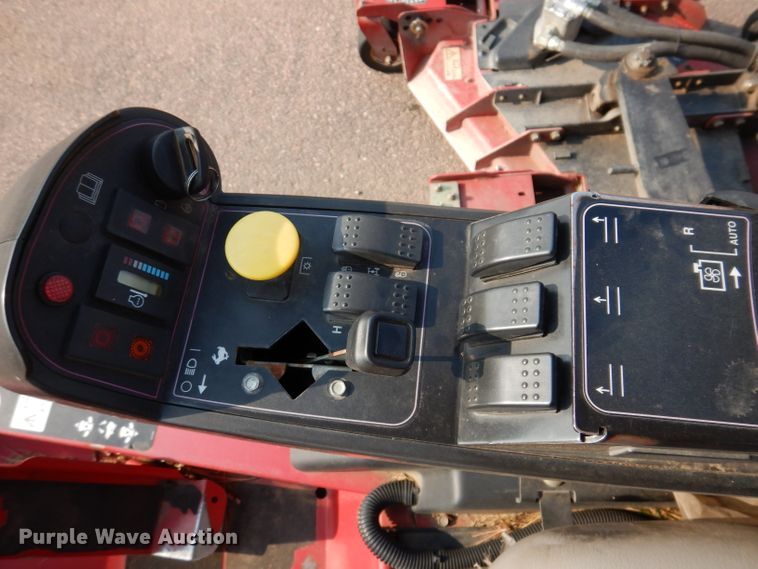 image for item IN9916 2013 Toro Groundsmaster 4000D  ZTR lawn mower