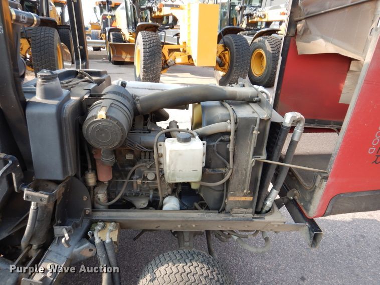 image for item IN9916 2013 Toro Groundsmaster 4000D  ZTR lawn mower