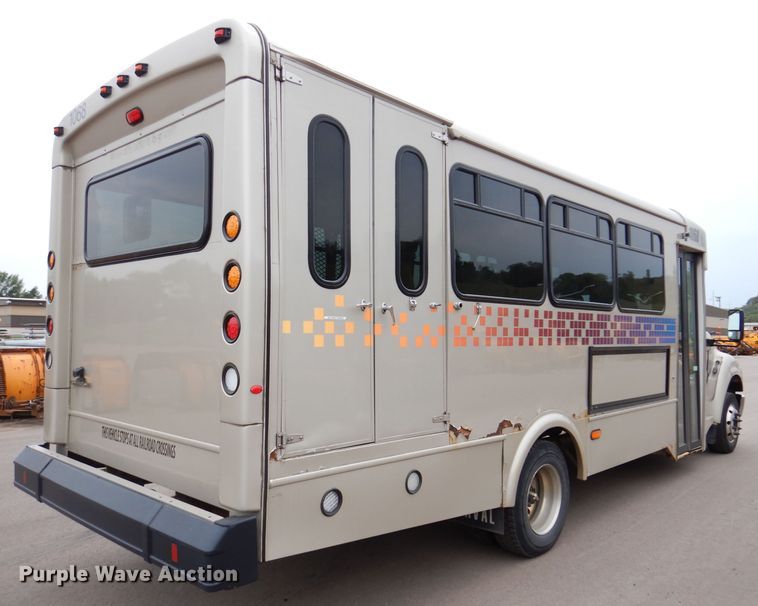 image for item IN9927 2010 Ford F650  shuttle bus