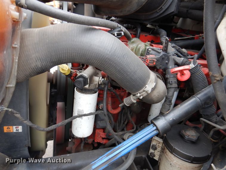 image for item IN9927 2010 Ford F650  shuttle bus