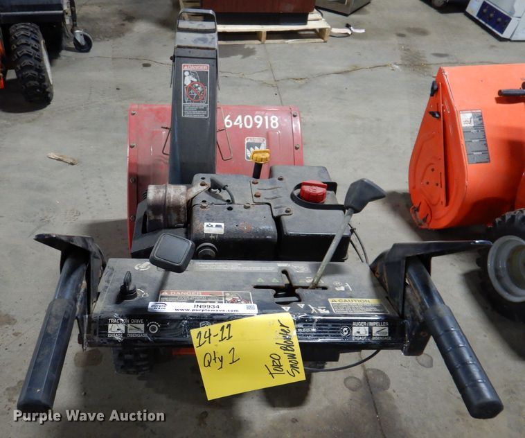 image for item IN9934 Toro 824  snow blower