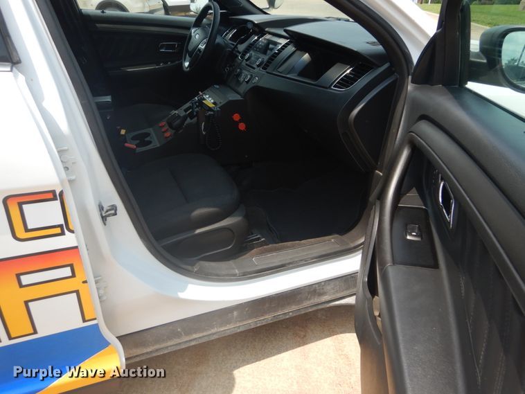 image for item JI9578 2016 Ford Taurus Police Interceptor