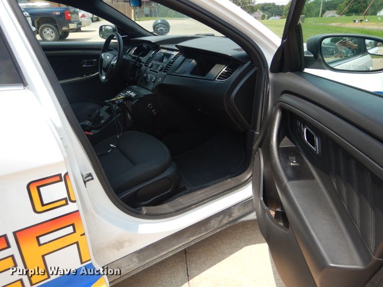 image for item JI9579 2017 Ford Taurus Police Interceptor