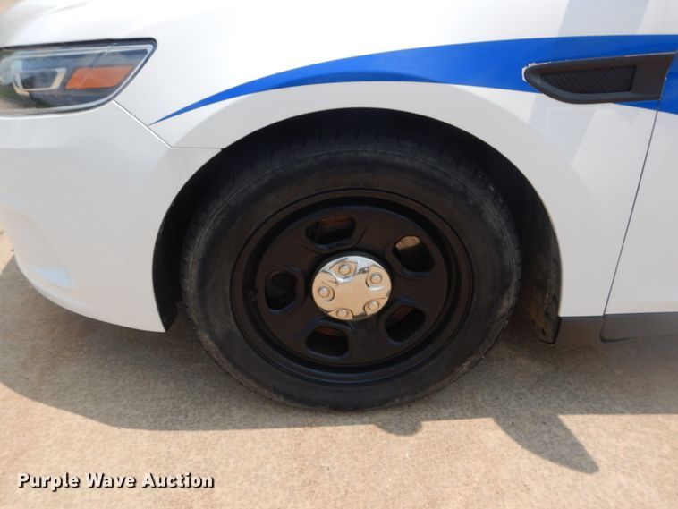 image for item JI9581 2016 Ford Taurus Police Interceptor